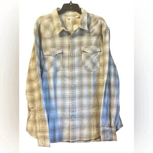 Levi’s relaxed fit snap button down flannel shirt in size XXL​